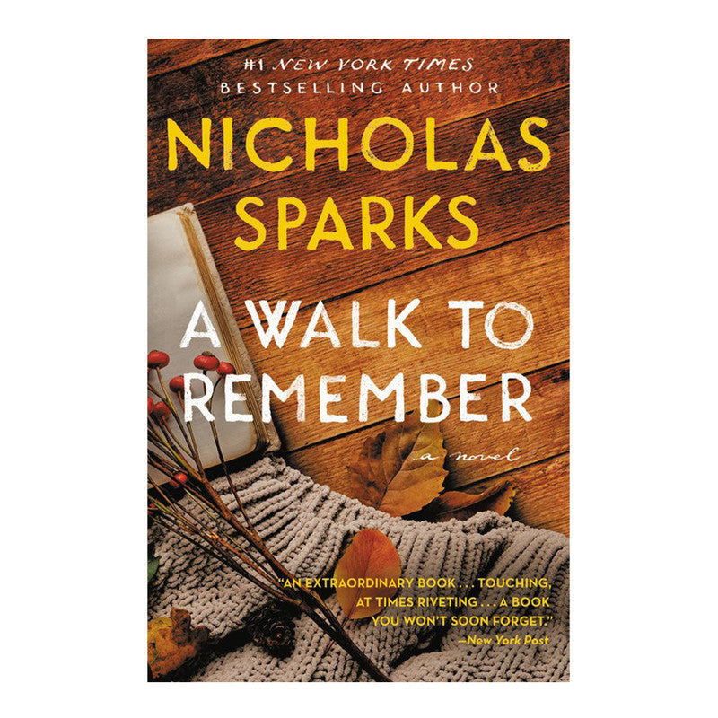 A Walk to Remember by Nicholas Sparks - Trade Paperback